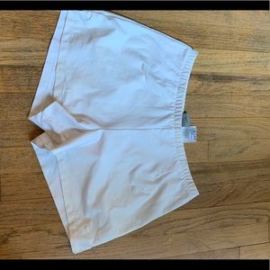 White nike shorts